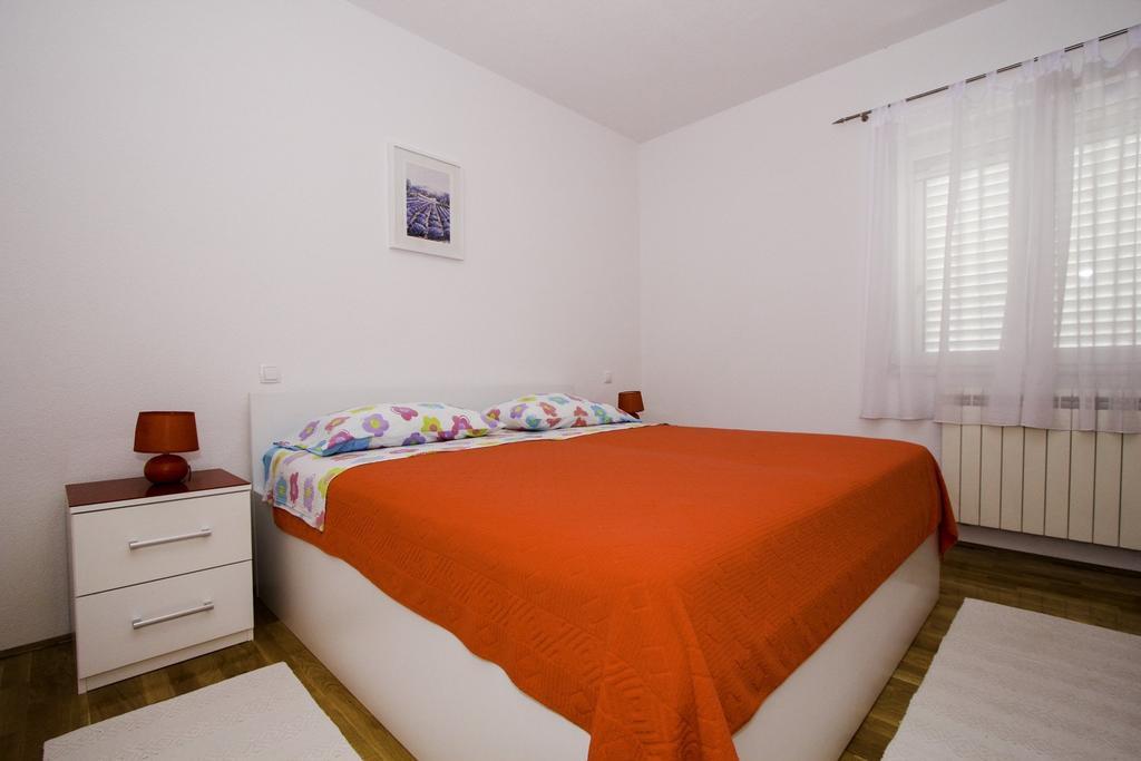 Apartments Zlatka Trogir Quarto foto