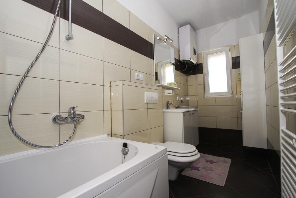 Apartments Zlatka Trogir Quarto foto